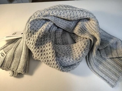 UGG Textura Cardi Gruesa Lt Gris Brezo Largo Invierno Bufanda Nueva con Etiquetas $85 Regalo de Navidad Foto 1 de 4