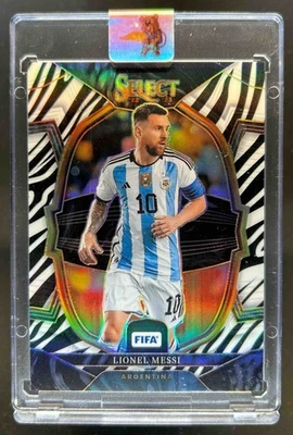 2022 Select FIFA Lionel Messi Zebra Terrace #11/25 Argentina - Image 1 of 2
