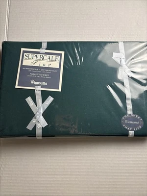 Wamsutta Supercale Plus Twin Fitted Sheet Dark Green Forrest Green 50/50 - Image 1 of 4