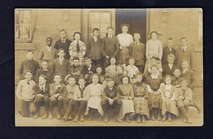 Foto postal RPPC de principios de 1900, profesor, estudiante/clase/grupo - Imagen 1 de 2