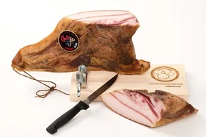 Guanciale di Maiale Gourmet | 1kg gr c.ca - Foto 1 di 2
