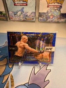 2021 Panini Select UFC - Premier Level Blue Disco Prizm #168 Marvin Vettori /99 - Picture 1 of 11