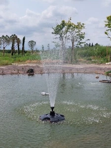 Gioco d'acqua galleggiante ossigenante - OASE PondJet Eco - Foto 1 di 8