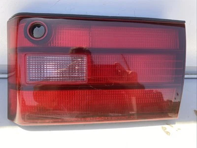 1990-1994 Lexus LS400 Trunk Lid Mounted Tail Light Lamp Passenger Right RH OEM - Image 1 of 4