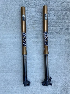 Kit horquillas Yamaha YZ125 YZ250 KYB 2025 Foto 1 de 4