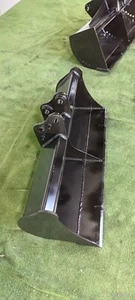 1000 mm Grabenräumlöffel starr Baggerlöffel Bolzenaufahme Minibagger Schaufel - Bild 1 von 8