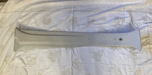 1987-1991 Chevrolet Suburban interior center door pillar garnish trim molding LH - Picture 1 of 18