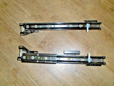 2008 Cadillac CTS 4 Door - Left Driver Seat Track Rails Foto 1 de 4