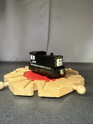 Motor Mavis ferroviario de madera Thomas & Friends, 2003 Foto 1 de 4