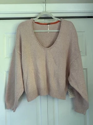 NUEVO Suéter Free People Mediano Rosa Algodón Grueso Cuello Redondo Manga Caída $98 Foto 1 de 4