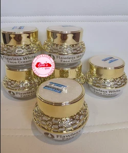 Flawless White Face Cream 30g With SPF 30 - Picture 1 of 3