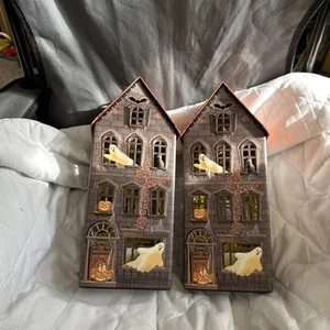 2x M&S Iluminar Casas Halloween Sin Galletas Incluidas Todo Trabajo Usado - Imagen 1 de 17