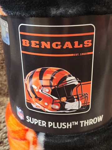 CINCINNATI BENGALS MICRO FLEECE SUPER PLUSH THROW BLANKET 46" X 60" BRAND NEW! Cover