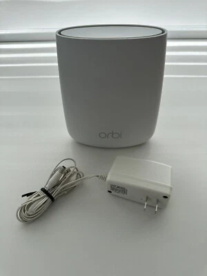 NETGEAR Orbi RBS20 Satellite Home Mesh WiFi Tri-band AC2200 - Image 1 of 3