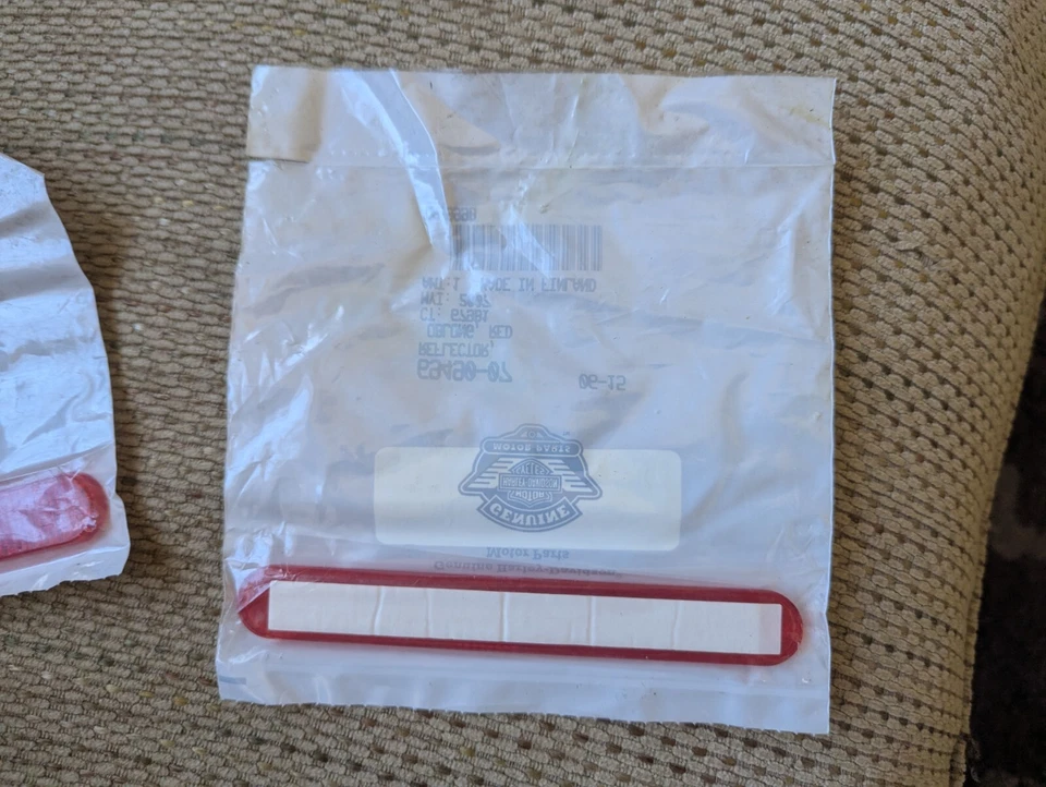 Harley-Davidson 69490-07 Red Oblong Reflector for 2008 Up Softail Touring