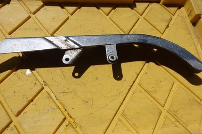 Deflector protector de cinturón superior cromado Softail Heritage 60867-08 Harley-Davidson Foto 1 de 4