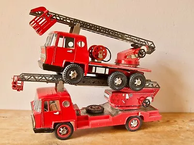 2 Feuerwehrautos Mit Intaktem Uhrwerk Joustra France Blechspielzeug • 5.50€