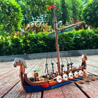 MOC Viking Long Ship Building Blocks Toys Pirates Ship Bricks Sets Packs 465pcs - Image 1 of 4