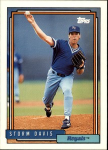 1992 Topps Baseball Card #556 Storm Davis