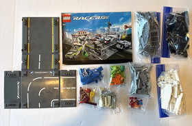 LEGO Racers 8211: Brick Street Getaway  100% Complete  w/ Manual