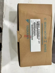 1PCS NEW Yaskawa Servo Motor SGMAH-03DAA61D-OY SGMAH-03DAA61D-0Y - Picture 1 of 3