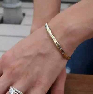 4CT Round Lab Created Diamond Bangle Bracelet Women's 14K Yellow Gold Finish - Picture 1 of 4