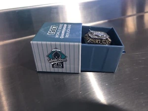 Florida Marlins/Miami Marlins 1997 Replik World Series Ring - SGA 14.05.2022 - Bild 1 von 5