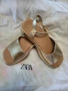 Zara Gold flat sandals 38 - Picture 1 of 8