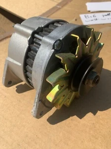 12 Volt Marine Alternator. TYPE A127-55. P/N: GXE2294 - Picture 1 of 5
