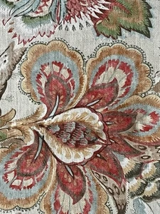 Beautiful Colefax & Fowler Flores Linen Fabric Remnant, Tomato & Green. - Picture 1 of 19