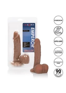 Fallo realistico vaginale anale con ventosa dildo con testicoli morbido - Foto 1 di 9