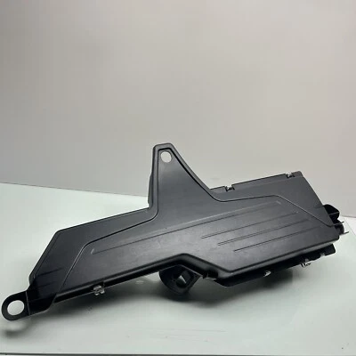 12-16 BMW F30 328i 430i 228i RWD xDRIVE 2.0 INTAKE FILTER CLEANER BOX 7597589 - Image 1 of 4