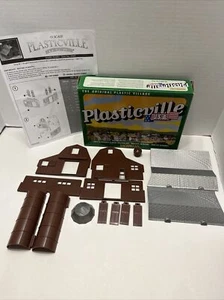 BACHMANN PLASTICVILLE “O” SCALE DAIRY BARN KIT # 45604 NEW IN ORIGINAL BOX - Picture 1 of 7