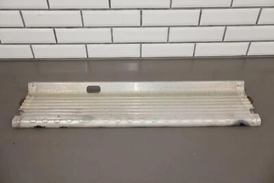 Parachoques de metal trasero central superior Toyota Land Cruiser 1991-1994 escalón (resistente a la intemperie) Foto 1 de 4