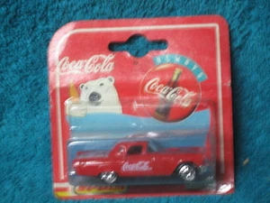 Majorette Coca-Cola Coke 1957 Ford Thunderbird 1:64 Scale METAL-NIP - Picture 1 of 3