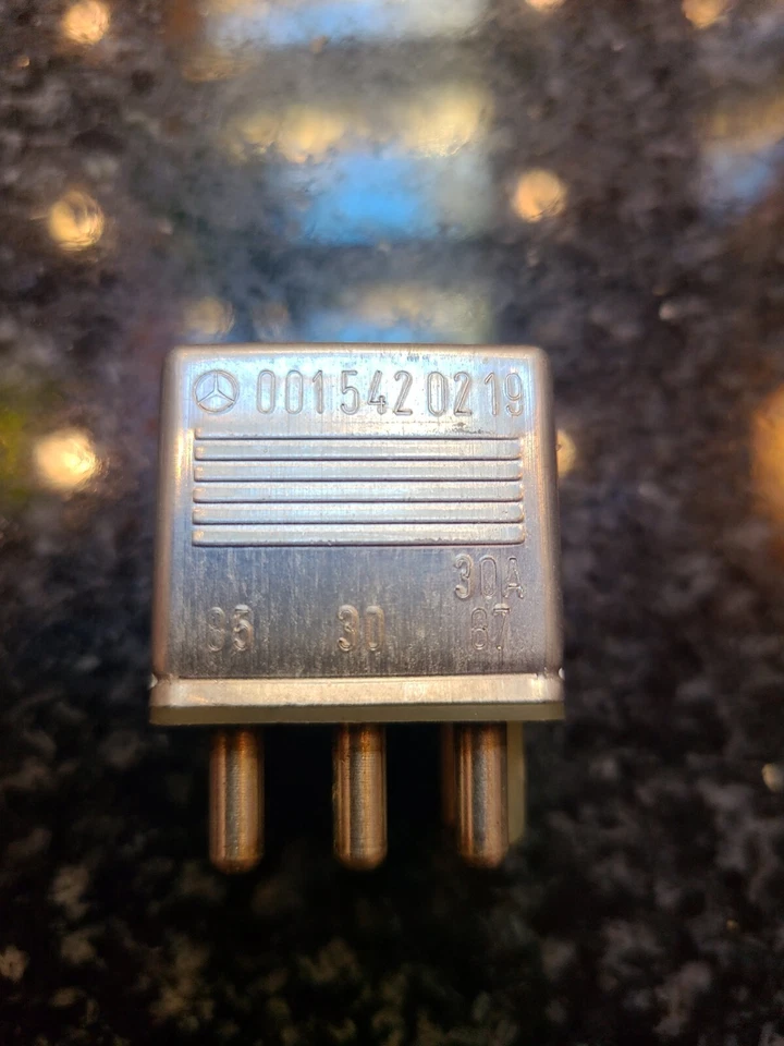 Relé multiusos Mercedes Benz 560SL 0015420219 OEM genuino probado para funcionar Foto 1 de 4