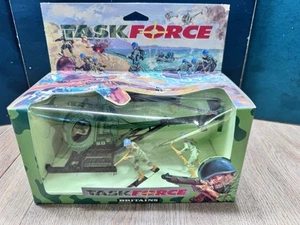Britains: Boxed Set 7612 - Task Force Helicopter & Crew. New Old Stock - Imagen 1 de 4