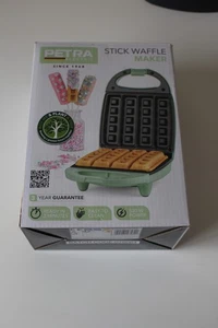 PETRA Stick Gofrera Belga Verde Pastel 520w con Euro Plug - Imagen 1 de 3