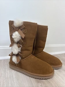 Kookaburra by UGG Victoria hohe Damenstiefel Kunstfell Wildleder Schleife Kastanie Größe 7 - Bild 1 von 12