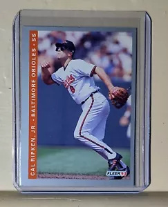1993 Cal Ripken Jr Fleer #551 MLB Baseball Card Baltimore Orioles - Picture 1 of 2