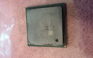 SL789 CPU INTEL PENTIUM P4 2,30GHZ MOBIL    - Bild 1 von 2