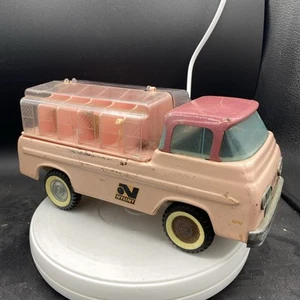 Nylint Kennels Ford Econoline 1960's Dog Truck #6200 Pressed Steel Pink W/Dogs! - Picture 1 of 6
