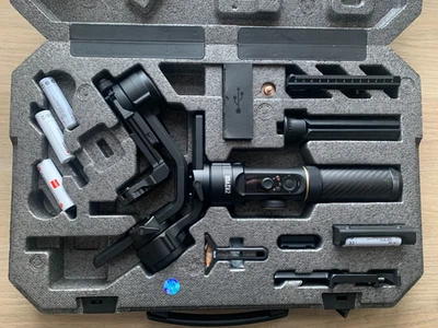 Zhiyun-Tech CRANE-2S Handheld Gimbal Stabilizer Kit - Image 1 of 4