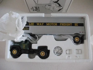 First Gear #18-1358 Serial # 1094 Lee Way Motor Freight Mack B 16 - Picture 1 of 5