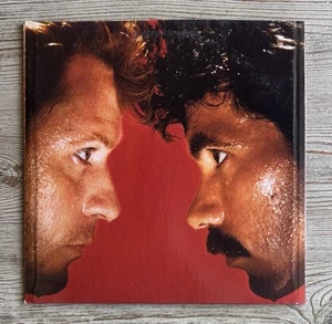 DARYL HALL & JOHN OATES ~ H20 ~ RCA RECORDS ~ AFL-4383 ~ NM VINYL LP - Picture 1 of 3