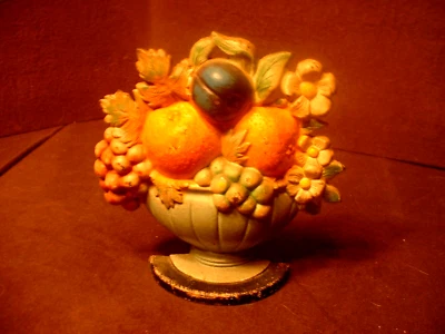 Antiguo tope de puerta de hierro fundido para frutero Hubley #456 Foto 1 de 3