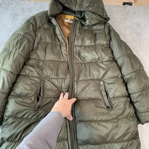 Chaqueta Joules Talla UK 18 Abrigo Verde Acolchado Longline Touchline Cubierta Puffer - Imagen 1 de 14