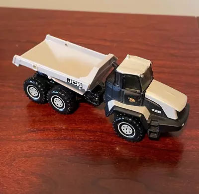 Matchbox JCB 726 Grey Dump Truck Toy - Image 1 of 4
