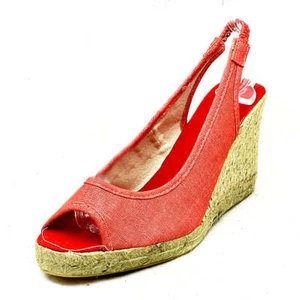 LADIES RED ‘WORN’ CANVAS PEEP TOE WICKER WEDGE SANDALS WOMENS - Picture 1 of 2