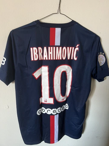 Zlatan Ibrahimovic PSG Jersey Ligue 1 2014 Champions - Medium Cover